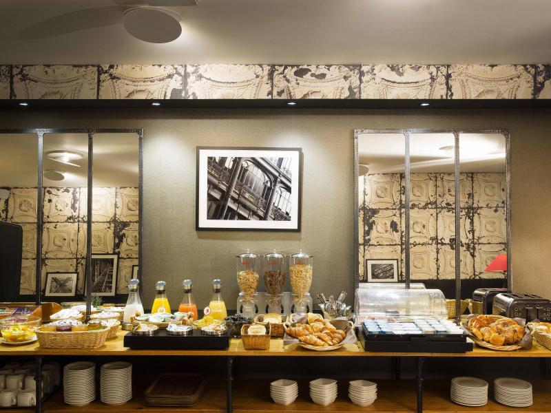 Hotel Espace Champerret - Buffet breakfast in Paris